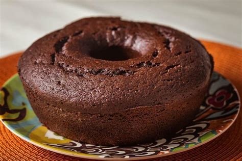 O Bolo de Chocolate da Vovó: Uma Sinfonia de Ritmos Afro-Cubanos com Melodias de Sopro Encantadoras